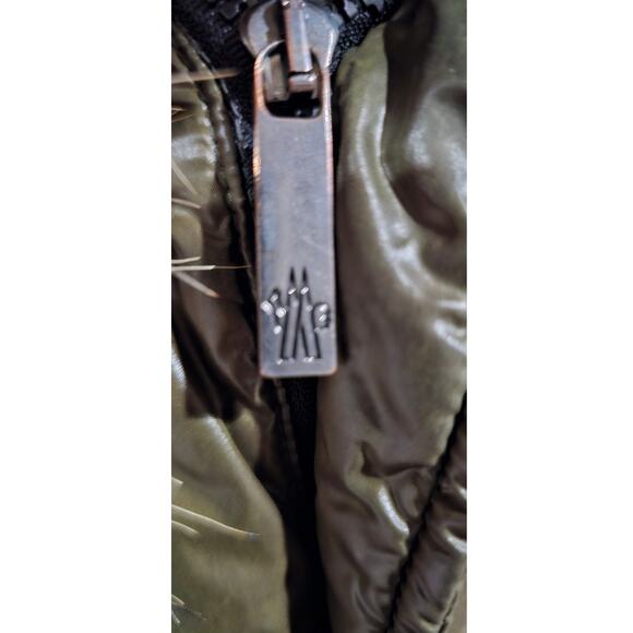 Moncler Down Hooded Jacket with Genuine Fur Olive Green - Picture 7 of 16
